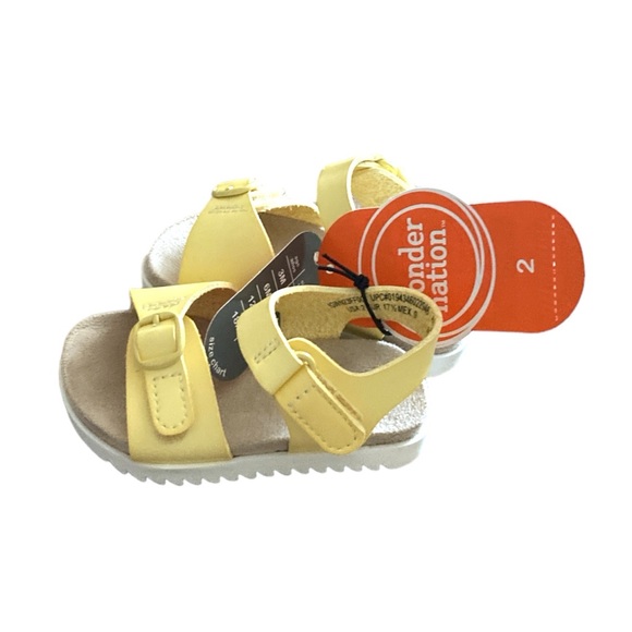 Wonder Nation Buckle Sandals - Picture 4 of 7